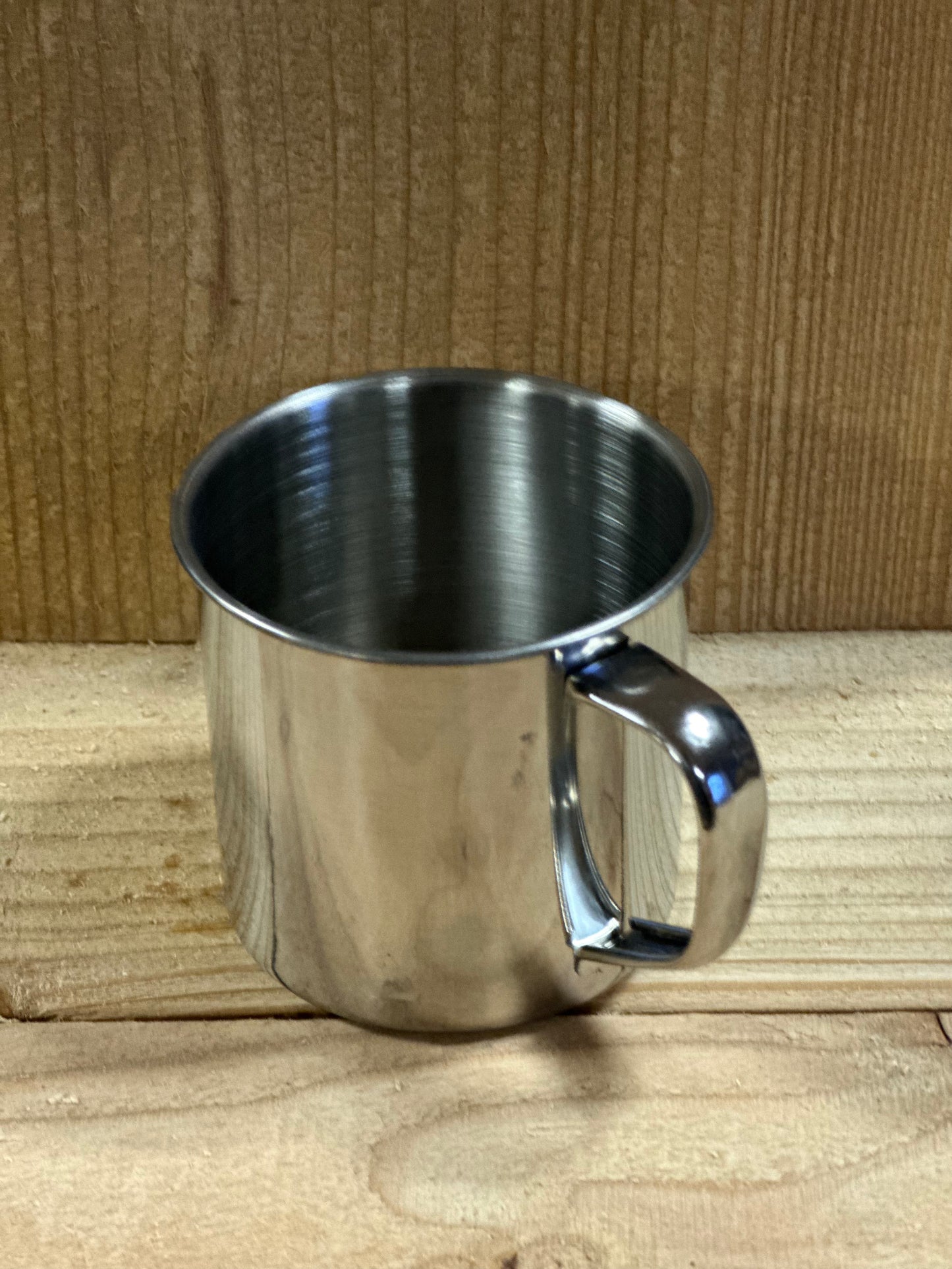 Metallbecher