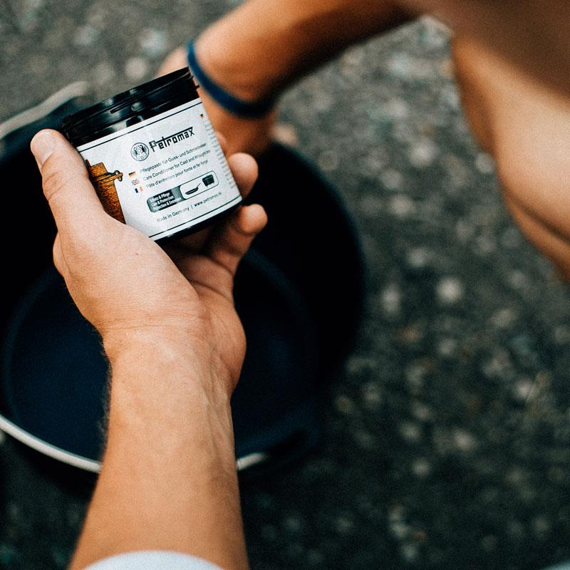 Petromax Pflegepaste für Guss- und Schmiedeeisen