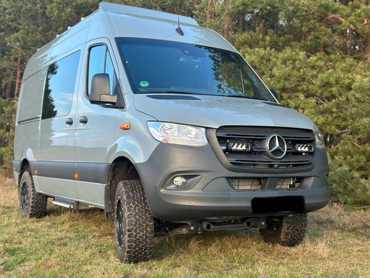 Kühlergrill-Kit Mercedes Sprinter W907/W910 (2018+) inkl 2x Lazer Lamps Triple-R 750 G2 Standard